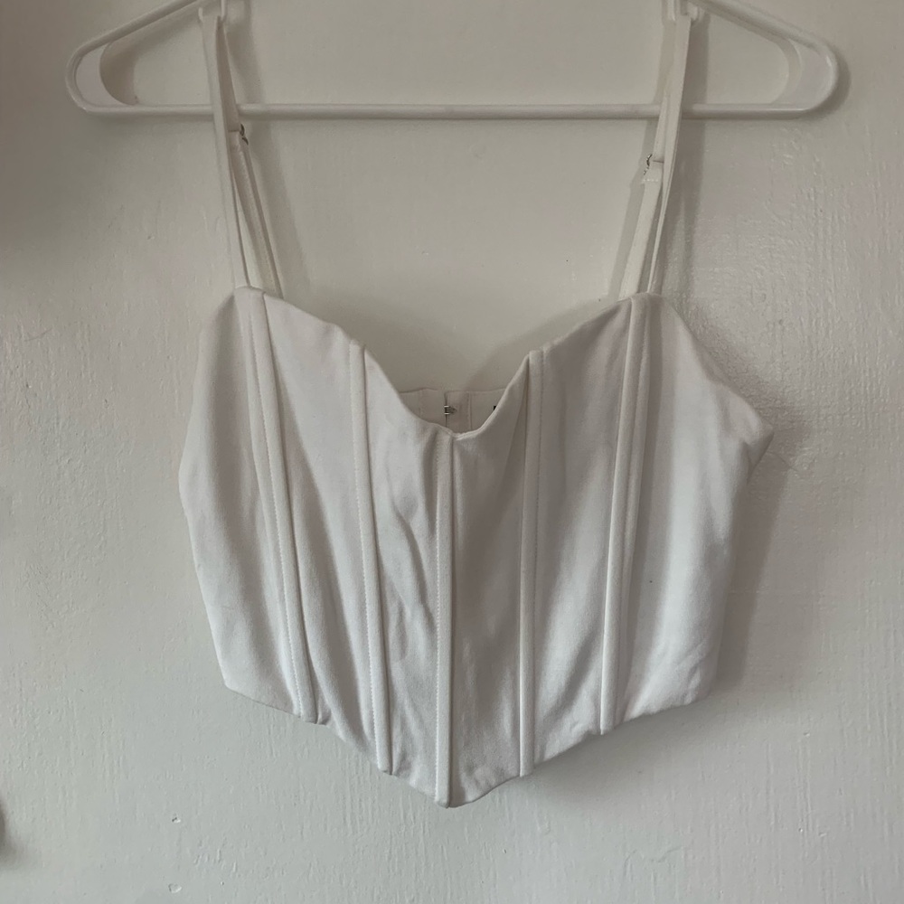 Lulu’s cropped corset top